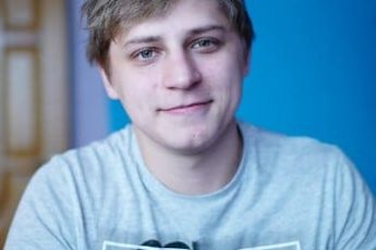 блогер Мамикс