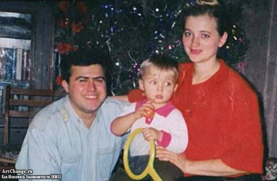 Совсем маленький Ивангай с родителями Совсем маленький Ивангай с родителями